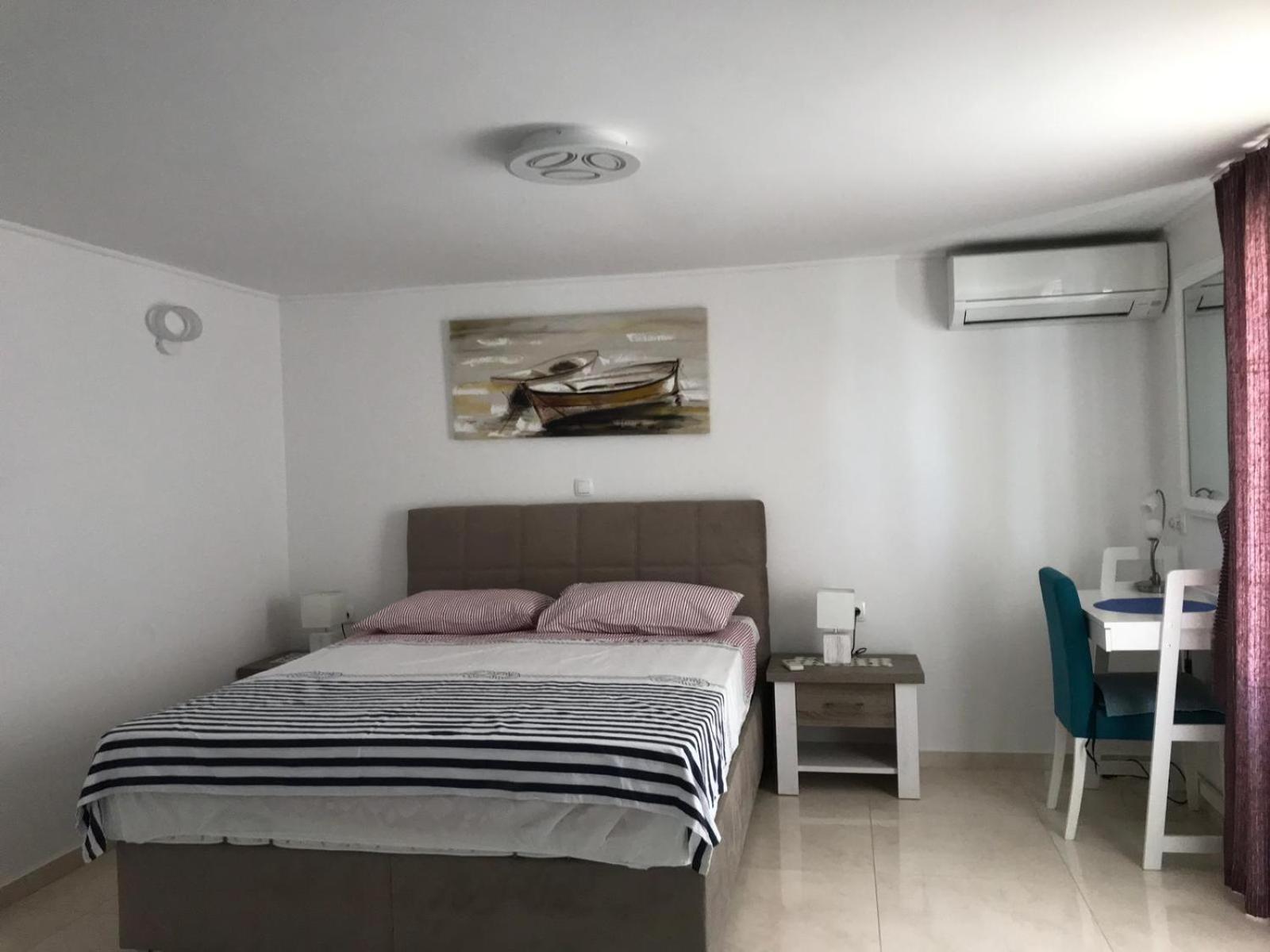 Apartment Ema บลัตเซ ภายนอก รูปภาพ